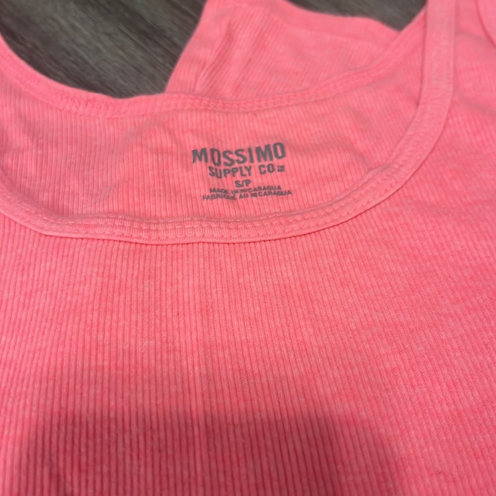 Pink Ribbed Tank Top - Picture 2 of 3
